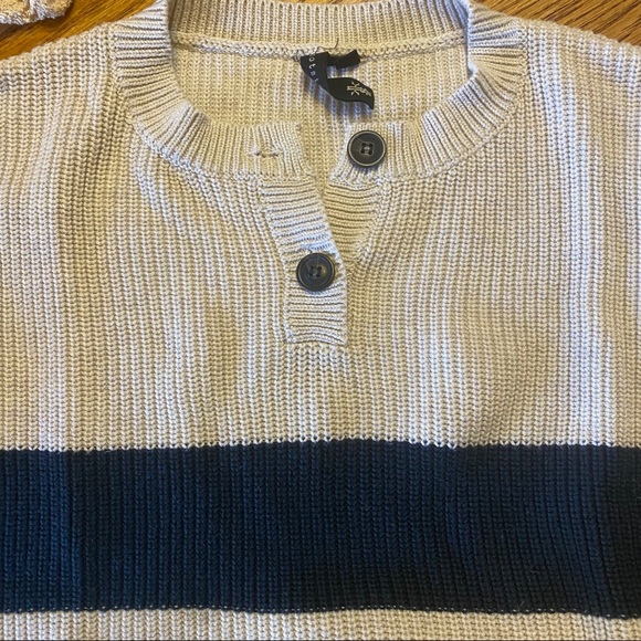 Knot Sisters Sweater - Picture 9 of 10